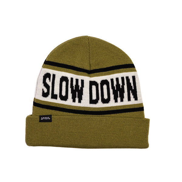 SLOW DOWN BEANIE - OLIVE